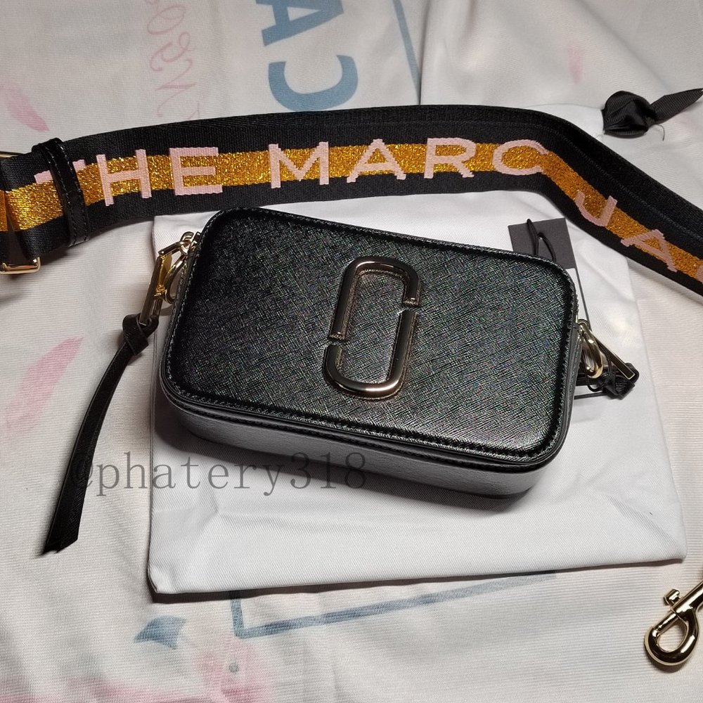 Marc Jacobs the SNAPSHOT black Crossbody Bag - Picture 13 of 16